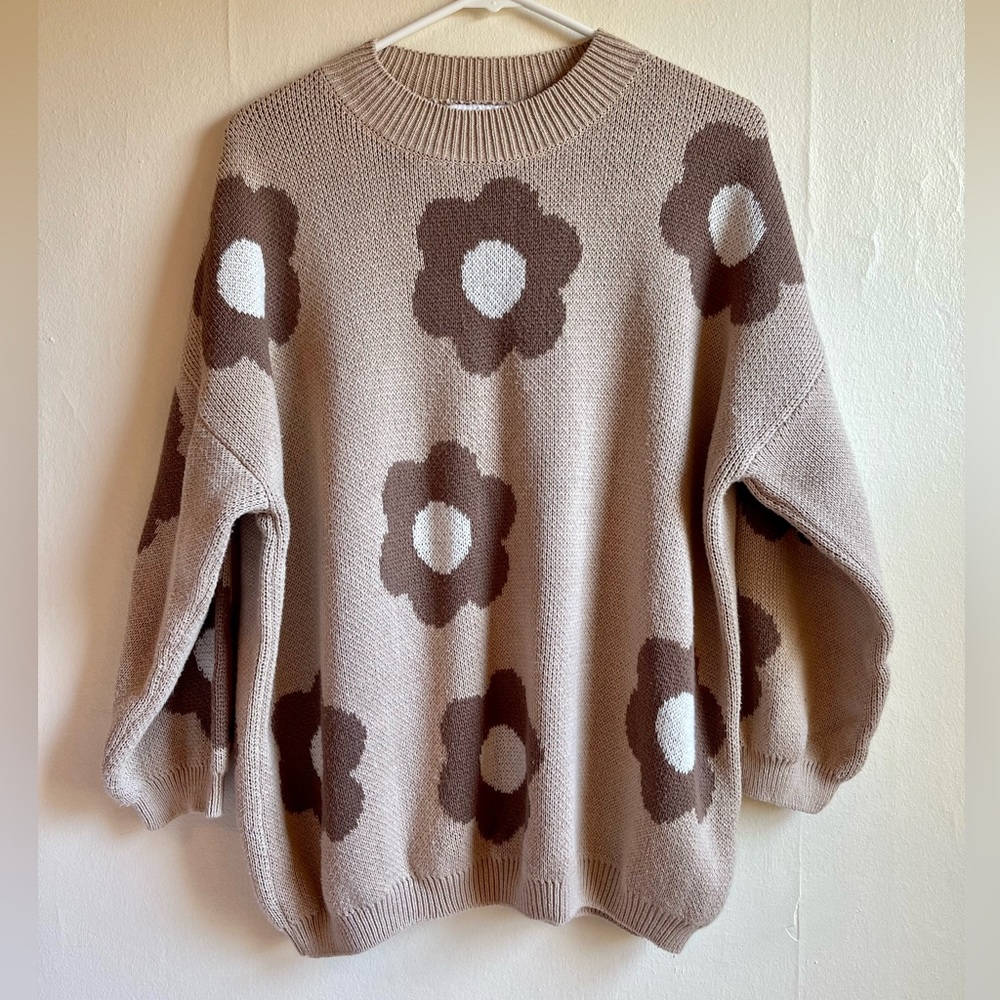 Rita row flower sweater